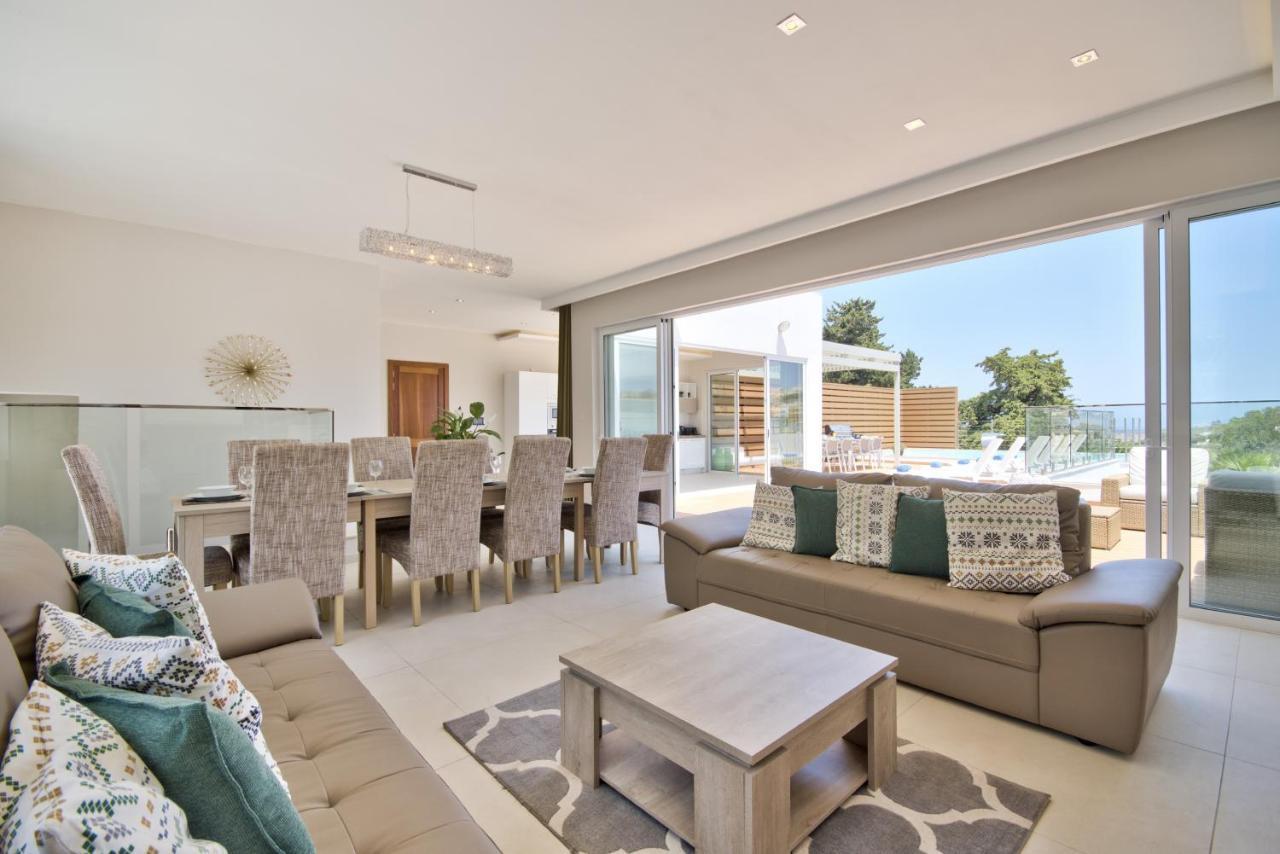 Villa Goa - By Luxury Villas Malta เมลลิฮา ภายนอก รูปภาพ